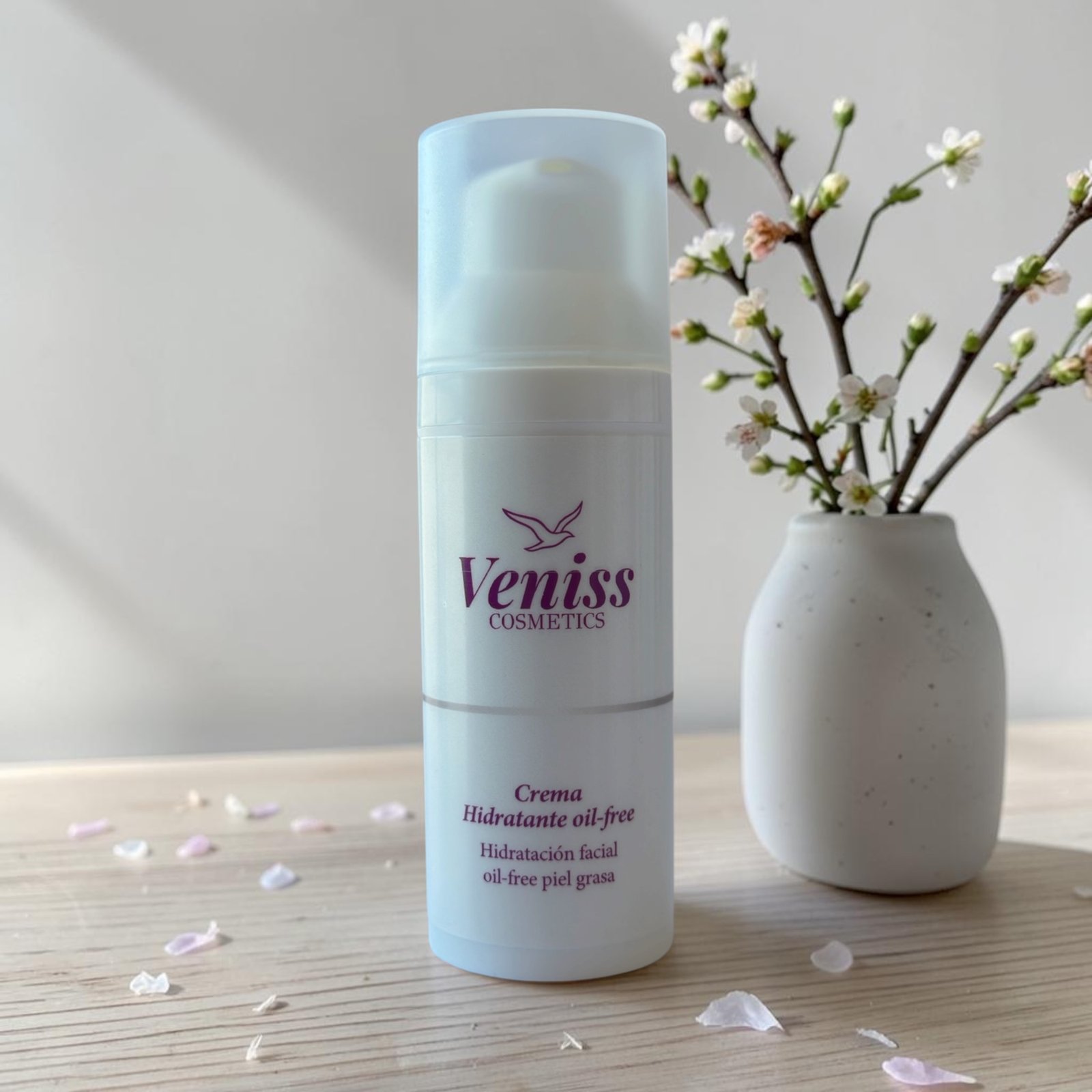 CREMA HIDRATANTE OIL-FREE - Imagen 2